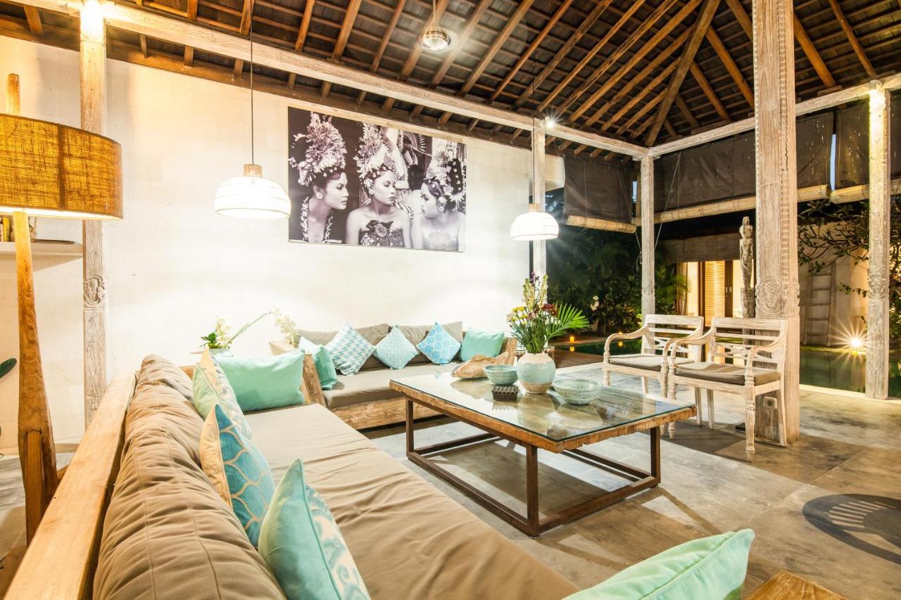 Villa Lovely 4br Private Pool With Sundeck! 10mins Ride To Canggu