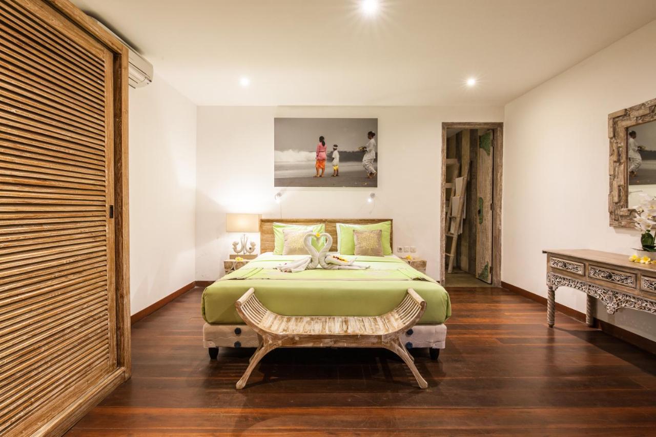 Villa Lovely 4br Private Pool With Sundeck! 10mins Ride To Canggu