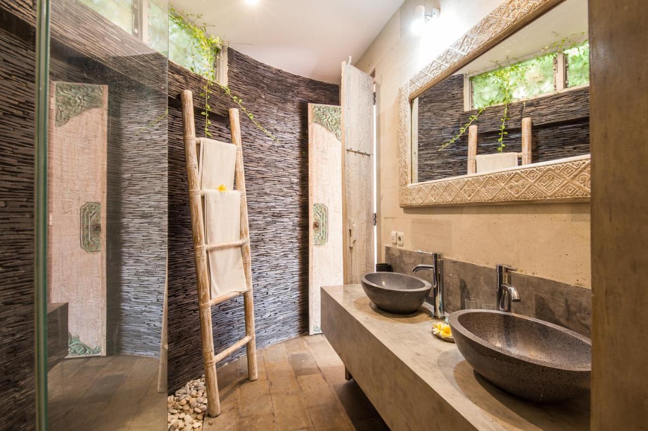 Lovely 4br Private Pool With Sundeck! 10mins Ride To Canggu